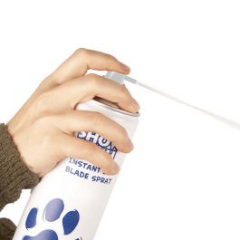 Show Tech – תרסיס לקירור מידי של סכיני מכונות תספורת